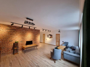 Villa Sunshine , apartment with 4 bedrooms,whole apartment, апартмент целиком